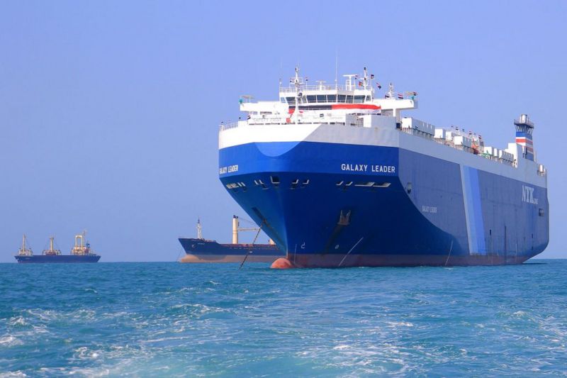 وكالة: مساع أميركية لإقناع شركات الشحن بالملاحة في البحر الأحمر