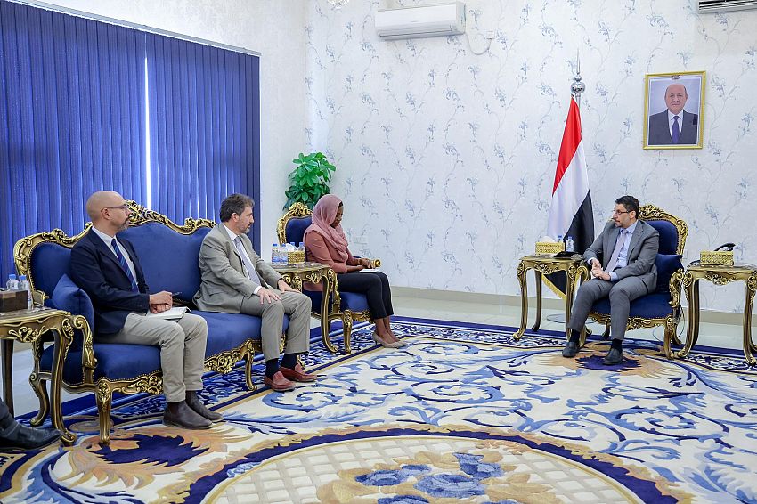 رئيس الوزراء في الحكومة اليمنية يطالب الأمم المتحدة بـ“انتهاج آليات أكثر فاعلية واستدامة”