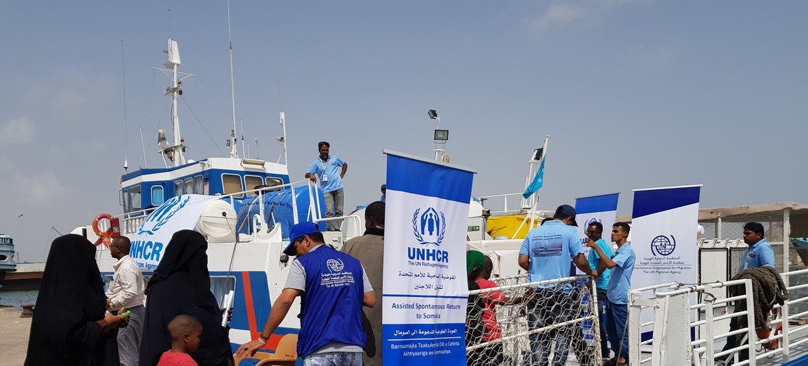“مفوضية اللاجئين” تعلن خفض تدخلاتها الإنسانية في اليمن
