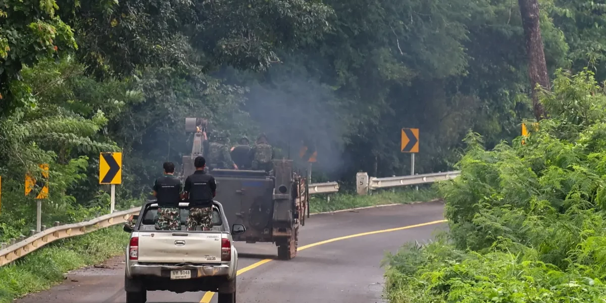 تجدد القتال بين تايلاند وكمبوديا رغم مباحثات وقف اطلاق النار