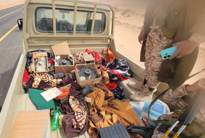 قوات درع الوطن تتحدث عن إحباط زرع عبوات ناسفة في العبر بمحافظة حضرموت