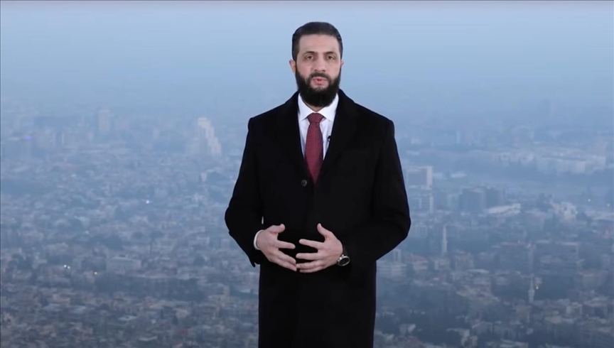 أحمد الشرع يهنئ السوريين بقرار رفع العقوبات