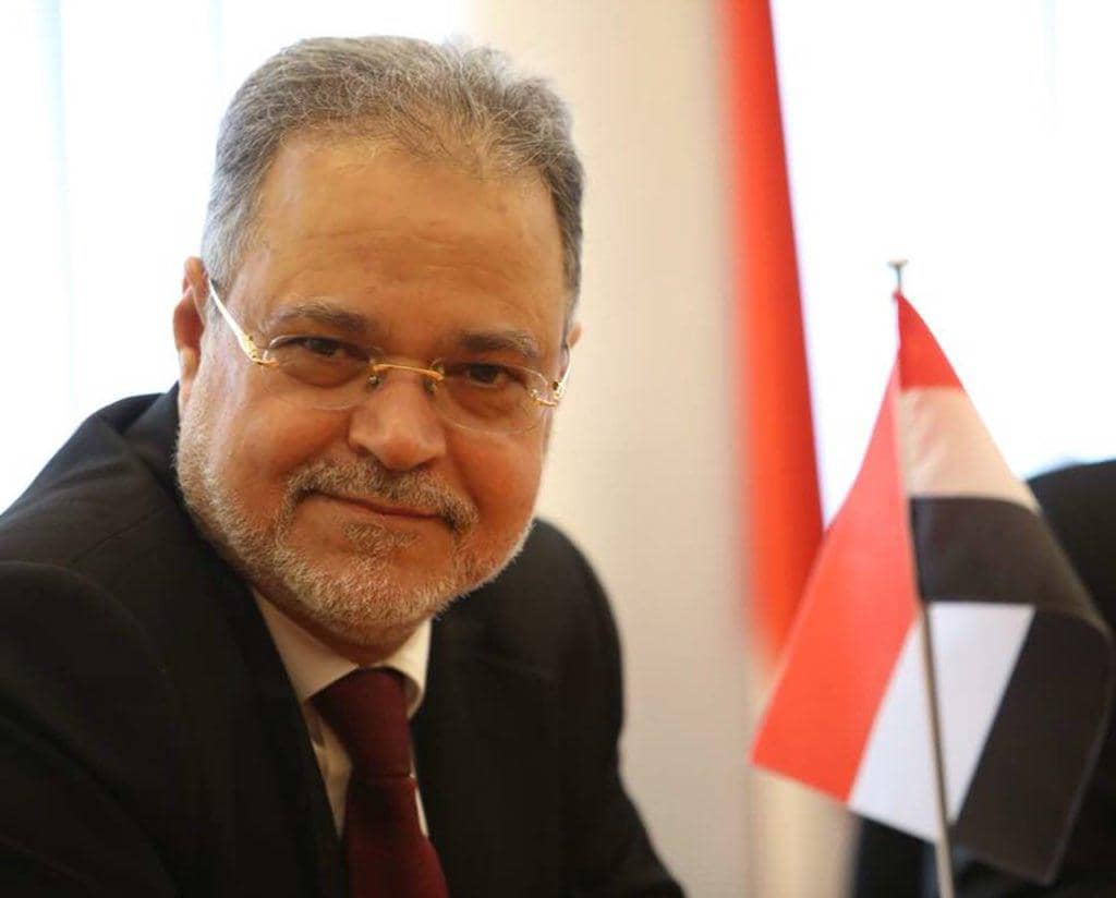 مستشار الرئيس اليمني إلى متى ستظل سلطنة عمان ممراً للطائرات الإيرانية إلى اليمن؟