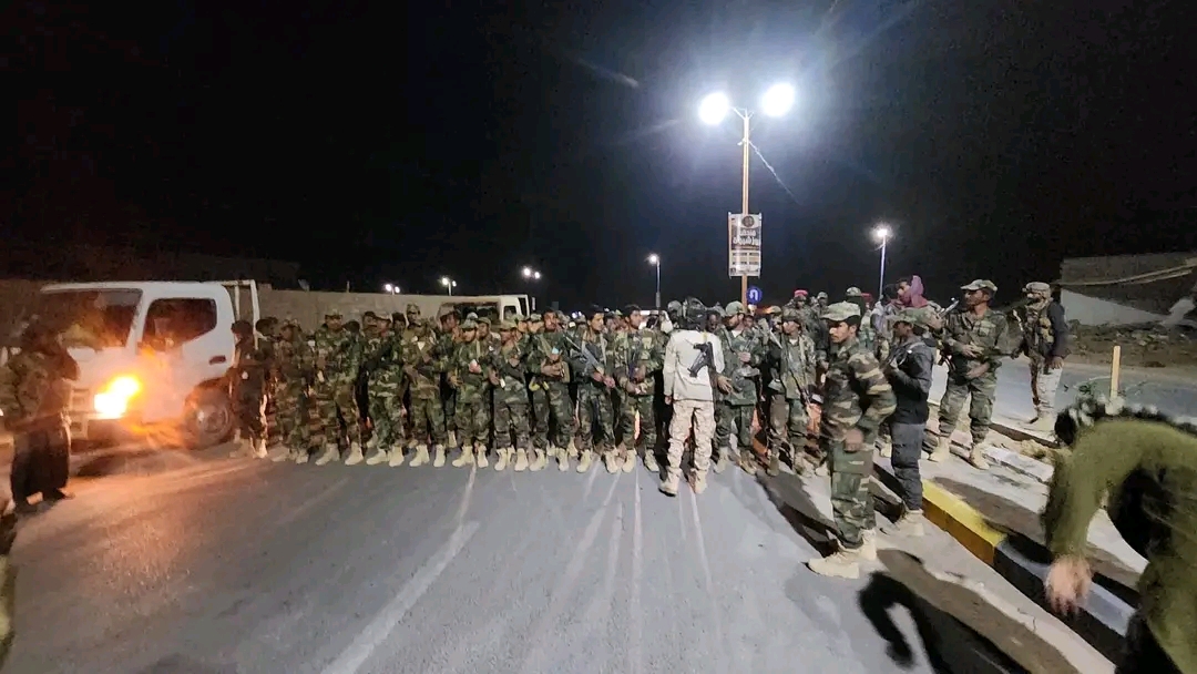 مصادر عسكرية لـ”يمن ديلي نيوز”: الكتيبة التي وصلت عتق تابعة لقوات “دفاع شبوة”