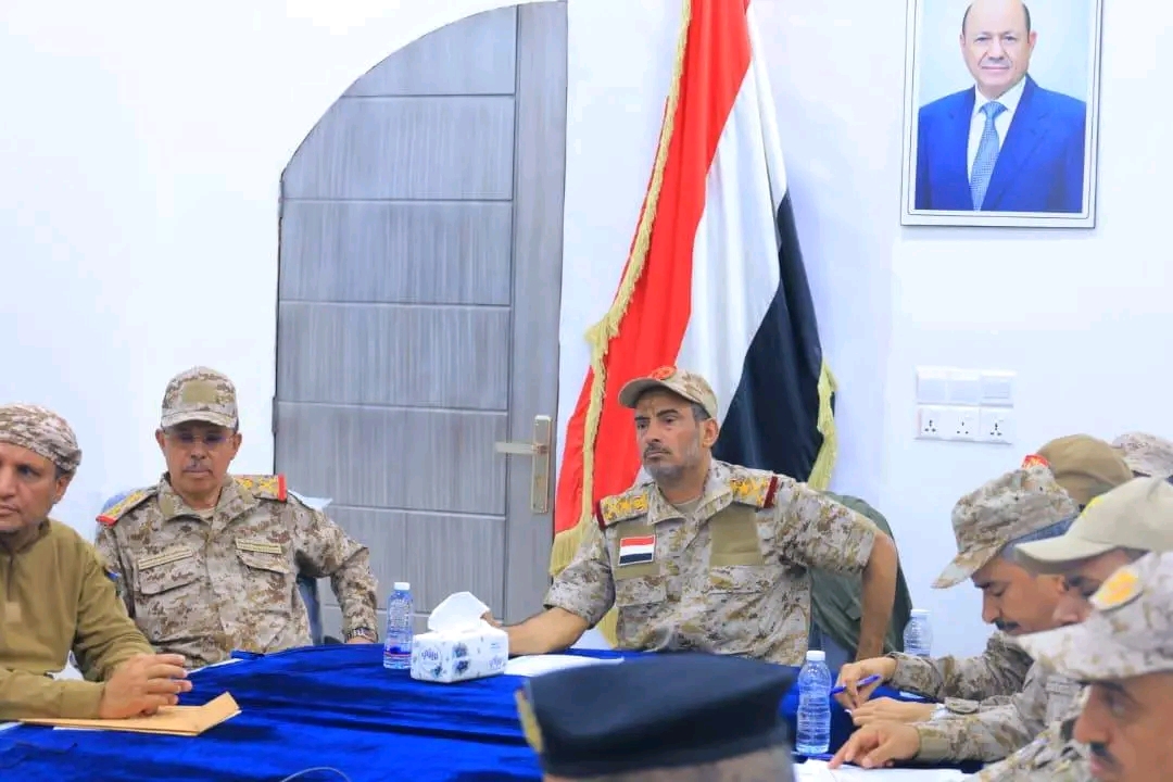 رئيس أركان الجيش اليمني يقول إن الحوثيين هم التهديد الحقيقي لأمن اليمن والمنطقة