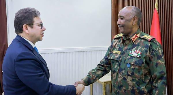 البرهان يبحث مع رئيس المخابرات المصرية أمن البحر الأحمر