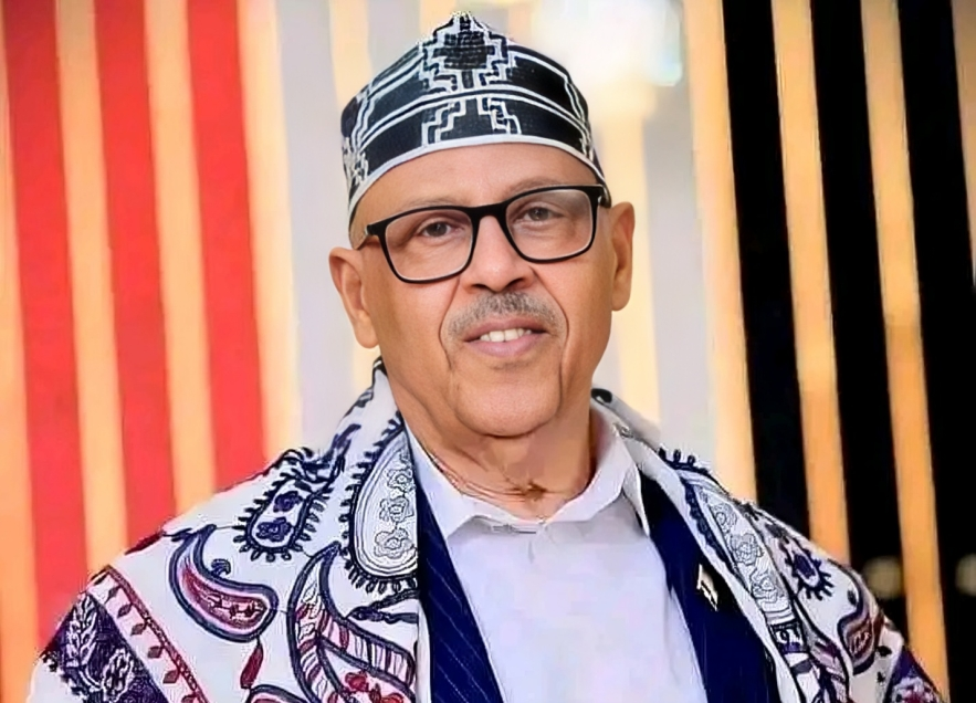 الفنان اليمني الكبير أيوب طارش العبسي: اعتدت على ترويج شائعات وفاتي كل عام