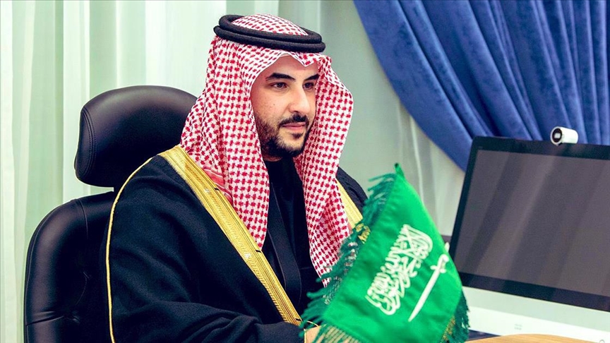 وزير الدفاع السعودي: قرار الشخصيات والقيادات الجنوبية بحل المجلس الانتقالي شجاع