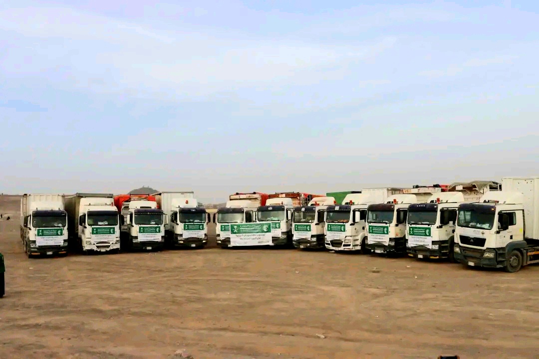 جمعية الوصول الإنساني: وصول قافلة سعودية طارئة لمواجهة موجات النزوح في مأرب