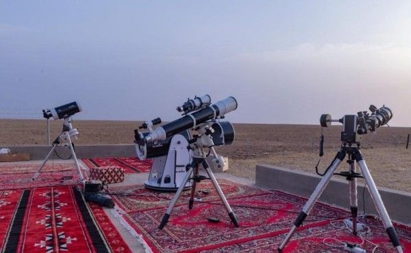 اللجنة الوزارية اليمنية تقول إنها جاهزة لتحرّي هلال رمضان غداً الثلاثاء