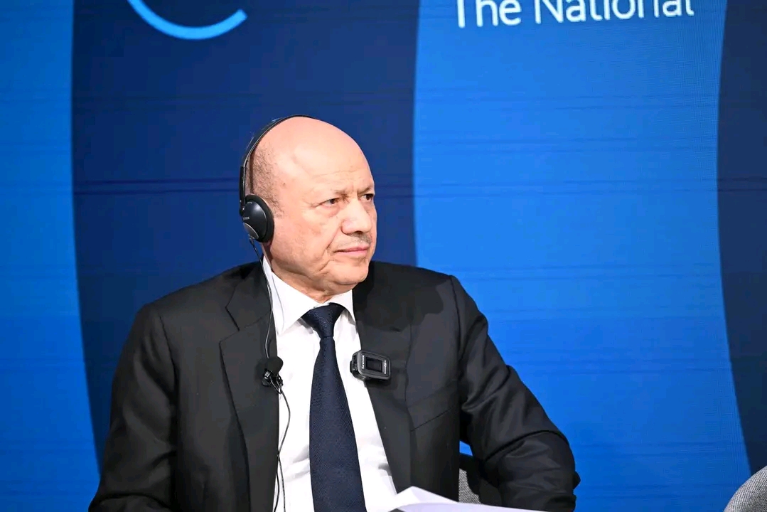 تحركات مكثفة لـ”العليمي” في ميونخ لتعزيز الاعتراف الدولي بالقضية اليمنية (رصد)