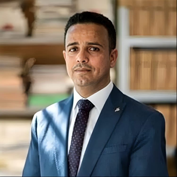 ميديا: وزير سابق في عدن رفض ترخيص منظمة مدنية ضم اسمها كلمة “اليمن”