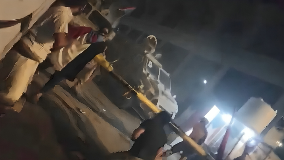 مصادر لـ”يمن ديلي نيوز”: جرحى خلال محاولة محتجي الانتقالي اقتحام القصر الرئاسي بعدن