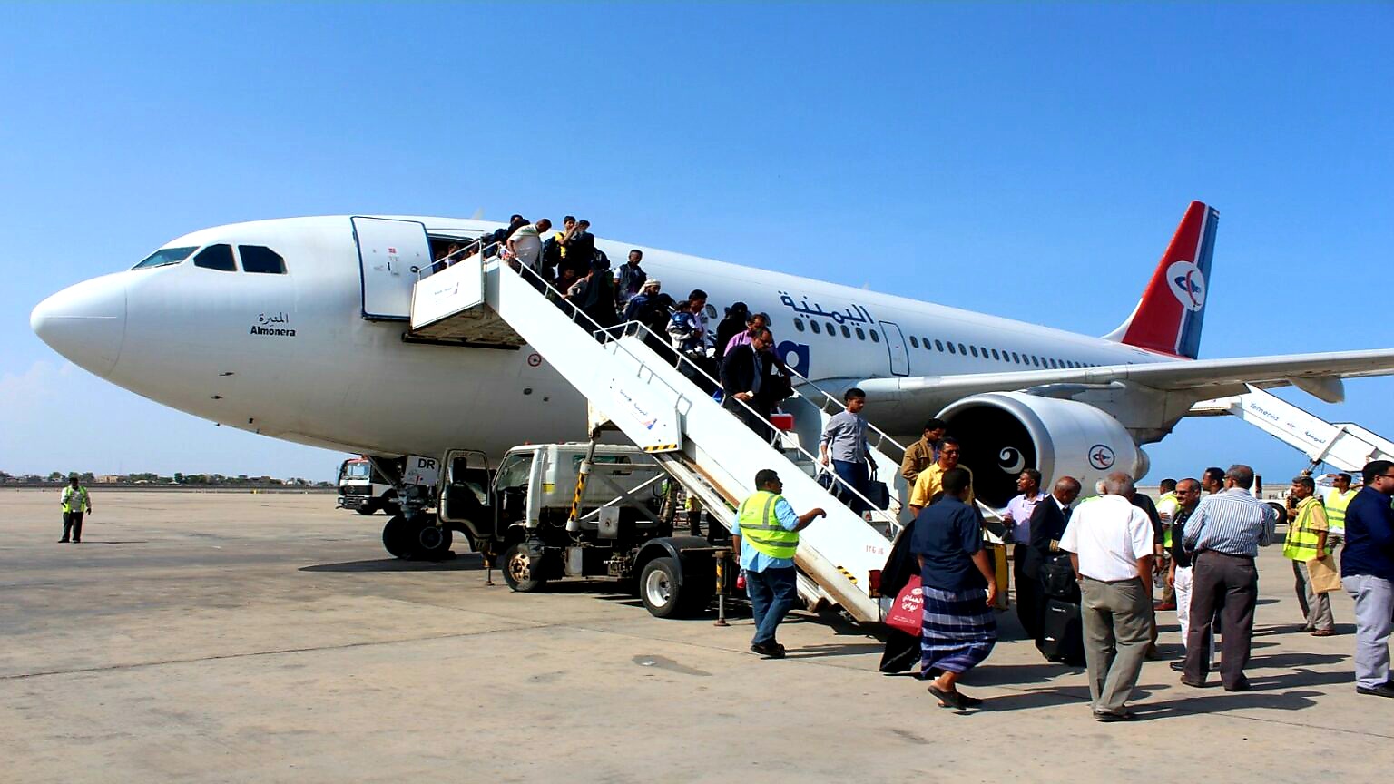 تقرير: 11 ألف عربي وأجنبي دخلوا الأراضي اليمنية خلال النصف الأول من فبراير