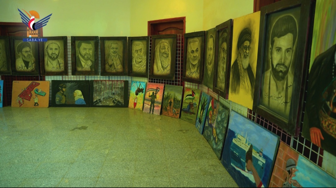 الحوثيون يفتتحون معرضاً لتخليد قيادات إيران ومحورها تحت شعار “لستم وحدكم”