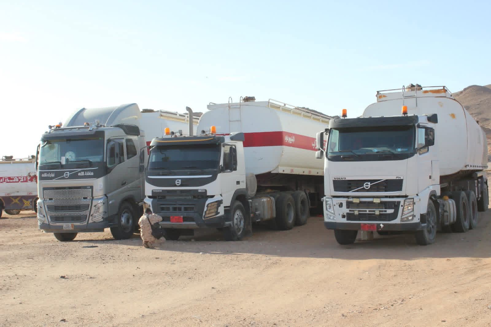 “الطوارئ اليمنية” تعلن ضبط 50 قاطرة نفط بحضرموت قبل وصولها السوق السوداء