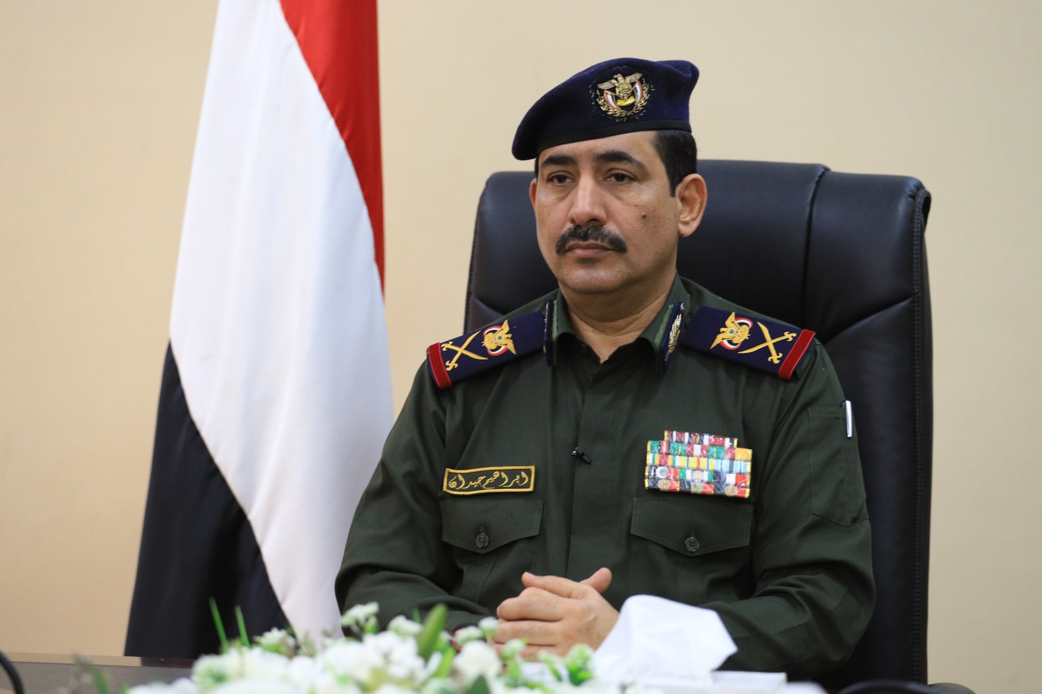 بيان وزير الداخلية اليمني يوجه برفع الجاهزية الأمنية القصوى في مناطق الحكومة بيان وزير الداخلية اليمني يوجه برفع الجاهزية الأمنية القصوى في مناطق الحكومة