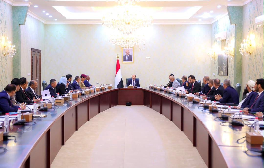 مجلس الوزراء اليمني يقر الانعقاد الدائم وتشكيل فريق لمواجهة تصعيد الحوثيين