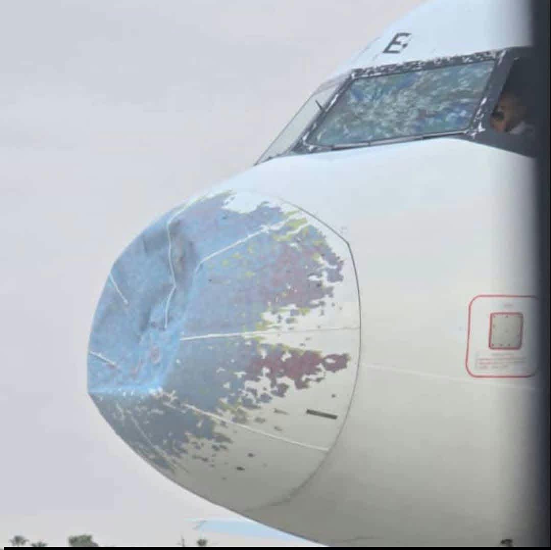 قراراً حكومي بالتحقيق في الضربة الثلجية التي أصابت إحدى طائرات اليمنية بالأردن