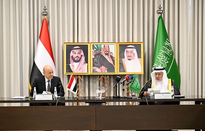 سبأ: رئيس مجلس القيادة يدشن 9 مشاريع إغاثية وإنسانية سعودية في اليمن