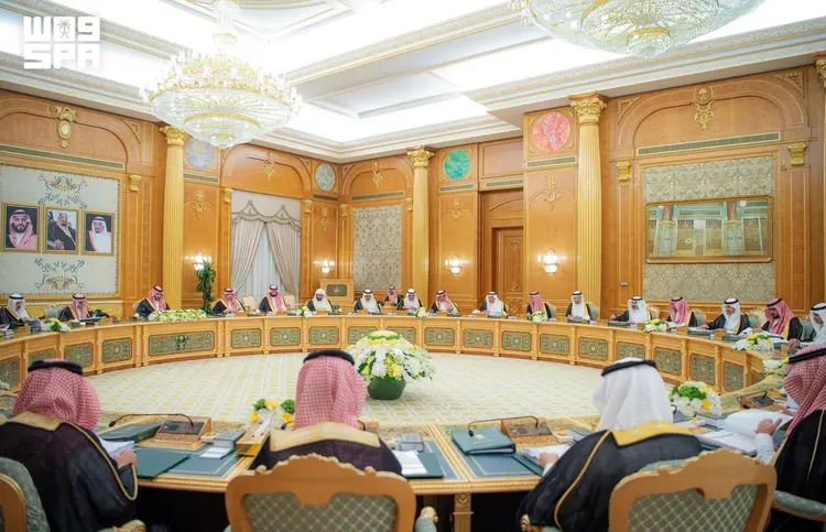 “الوزراء السعودي” يشدد على حق المملكة في الدفاع عن أمن الحرمين وقاصديهما